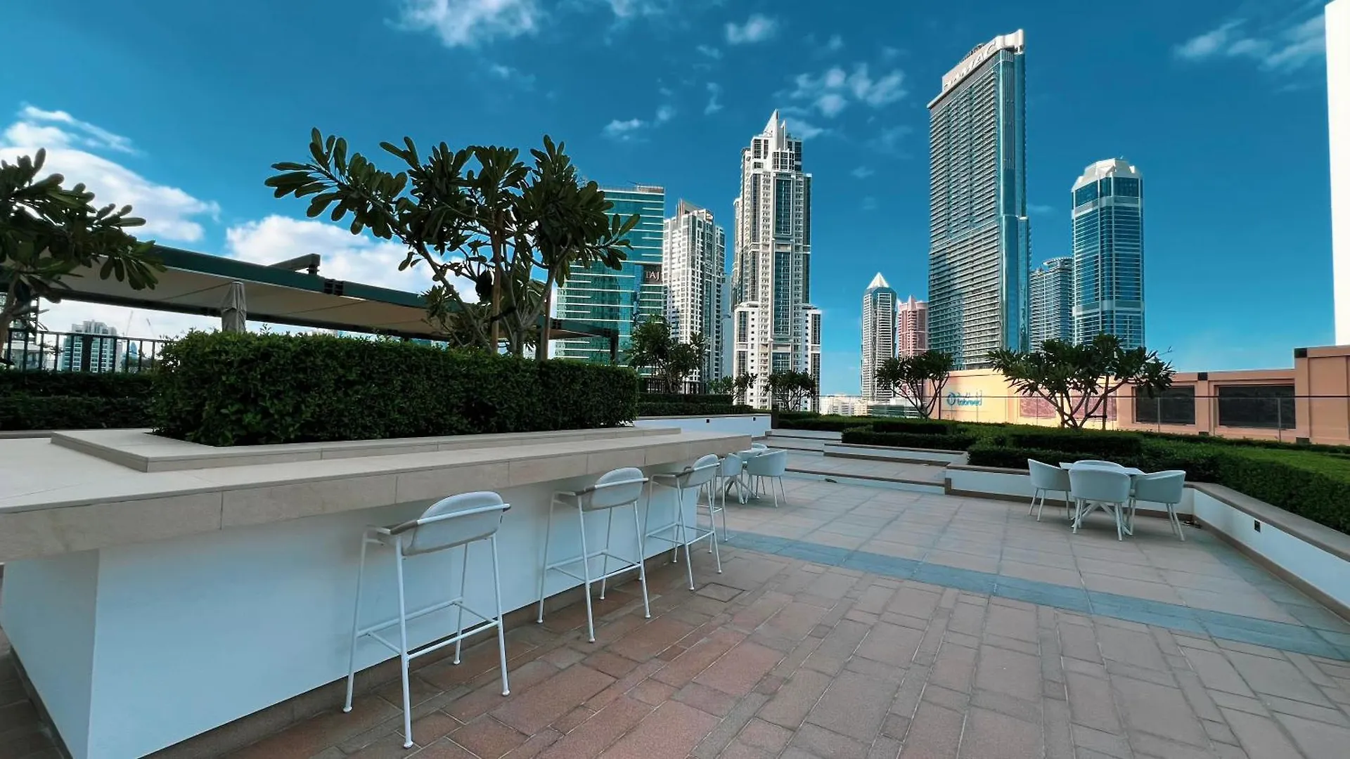Magnificent - Luxurious 3 Bedroom With The Burj Khalifa View Dubai Apartment