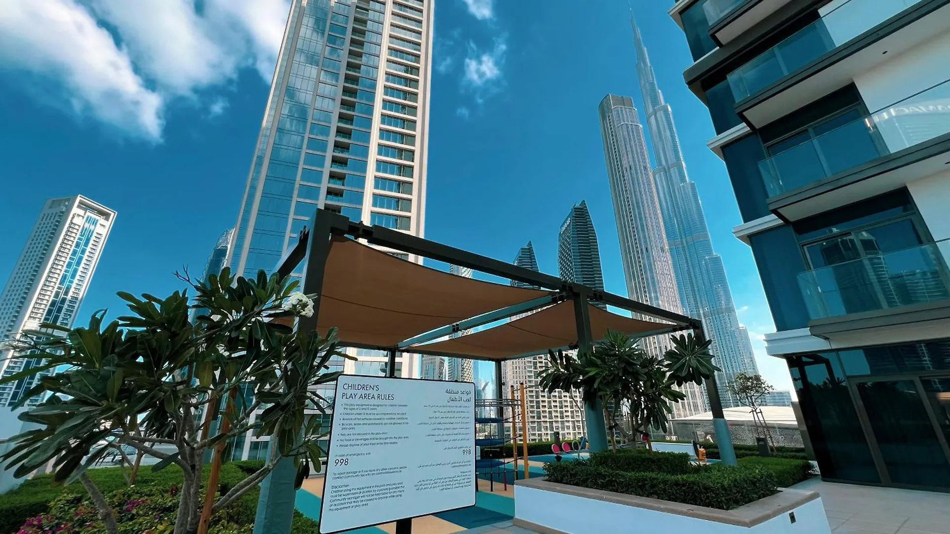 Magnificent - Luxurious 3 Bedroom With The Burj Khalifa View Dubai